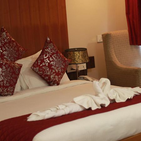 Hotel The Amaris Rishīkesh Zewnętrze zdjęcie