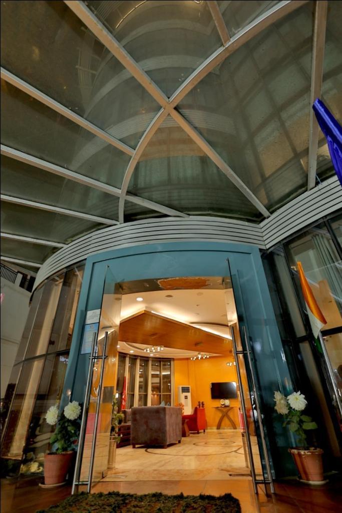 Hotel The Amaris Rishīkesh Zewnętrze zdjęcie