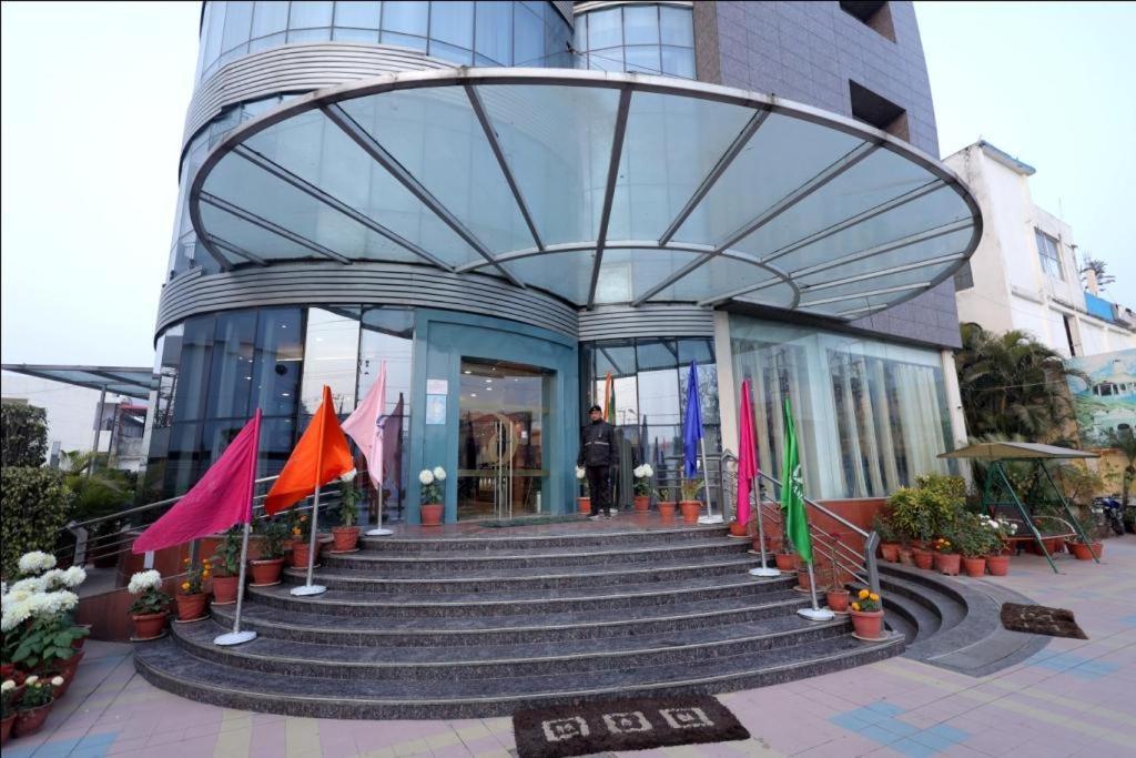 Hotel The Amaris Rishīkesh Zewnętrze zdjęcie
