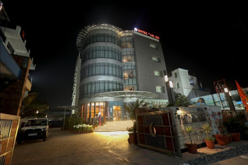 Hotel The Amaris Rishīkesh Zewnętrze zdjęcie
