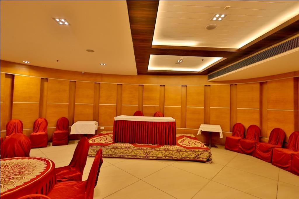 Hotel The Amaris Rishīkesh Zewnętrze zdjęcie