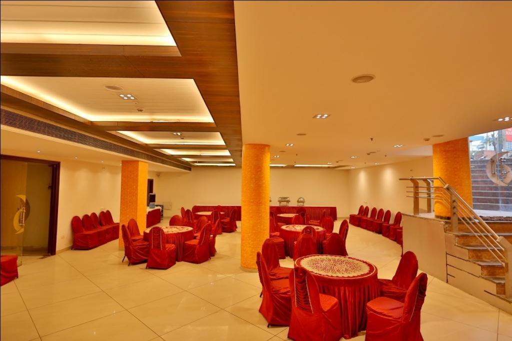 Hotel The Amaris Rishīkesh Zewnętrze zdjęcie